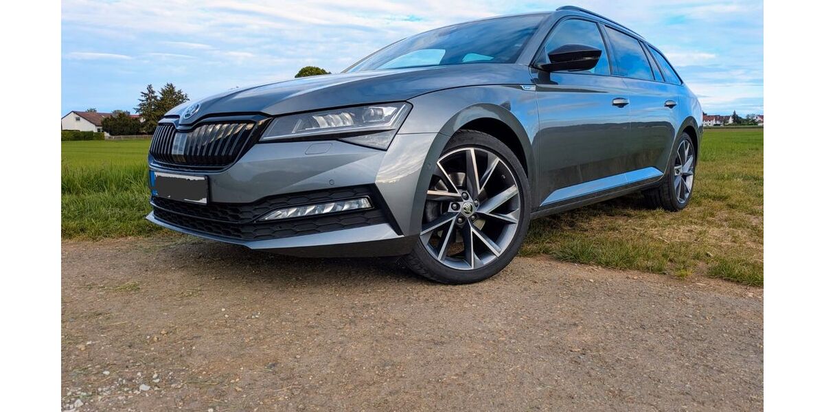Skoda Superb 102.000 km 26.900 &euro; Dietenheim 89165