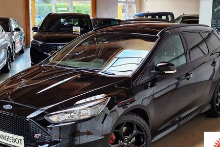 Ford Focus 61.828 km 17.490 &euro; Ichenhausen 89335