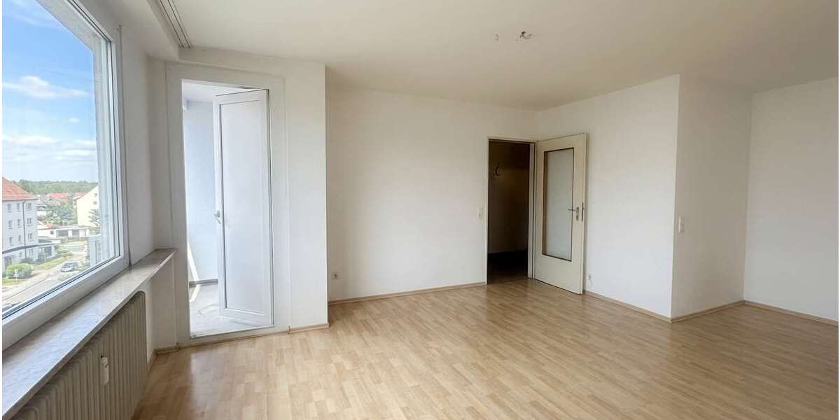 Etagenwohnung Neu-Ulm Ulm - 1 Zimmer, 28 m&sup2;, 390&euro; | Angebot:26198819