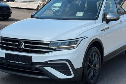 VW Tiguan Allspace 234.000 km 17.950 &euro; Mietingen 88487