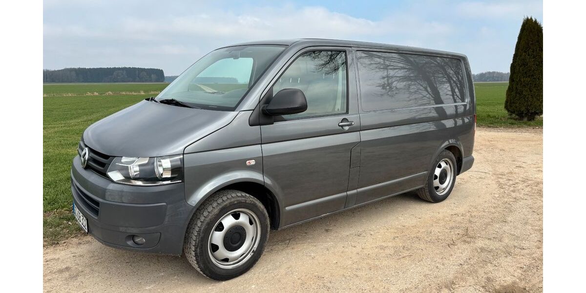 VW T5 Transporter 159.000 km 15.900 &euro; Waldstetten 89367