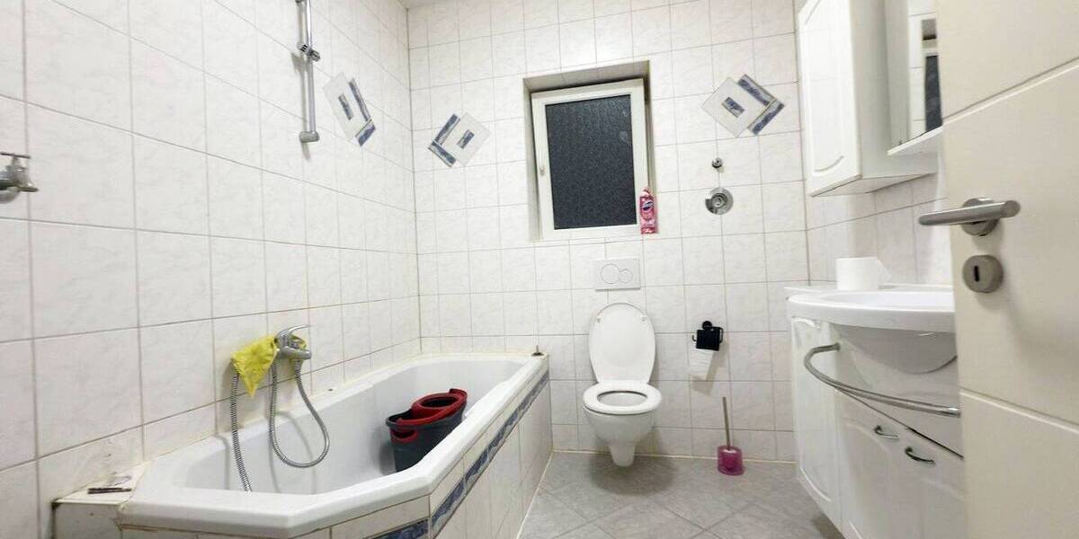 Mehrfamilienhaus, Wohnhaus Ichenhausen - 8 Zimmer, 176 m&sup2;, 399.000&euro; | Angebot:25746764