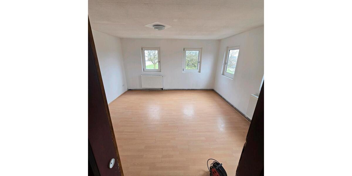 Einfamilienhaus Lonsee - 6 Zimmer, 140 m&sup2;, 1.500&euro; | Angebot:25950765