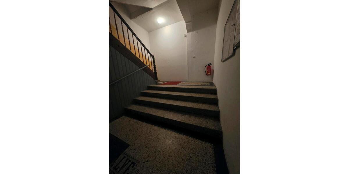 Etagenwohnung Ulm Söflingen - 5 Zimmer, 150 m&sup2;, 450&euro; | Angebot:25294011