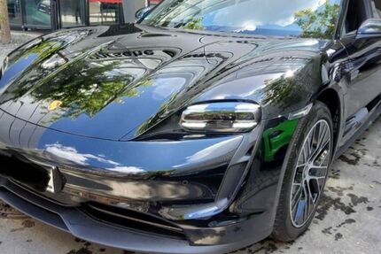 Porsche Taycan 25.000 km 55.900 &euro; Ulm 89075