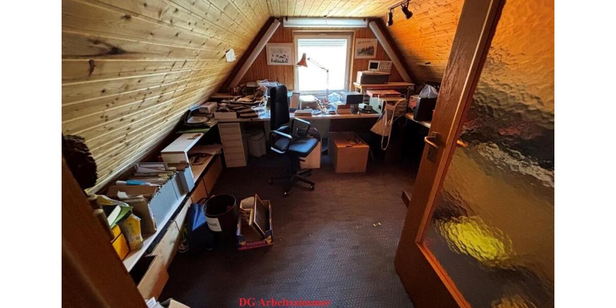 Einfamilienhaus Bibertal - 8 Zimmer, 126 m&sup2;, 258.000&euro; | Angebot:25839240