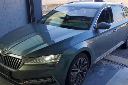 Skoda Superb 264.000 km 17.900 &euro; Ulm 89075