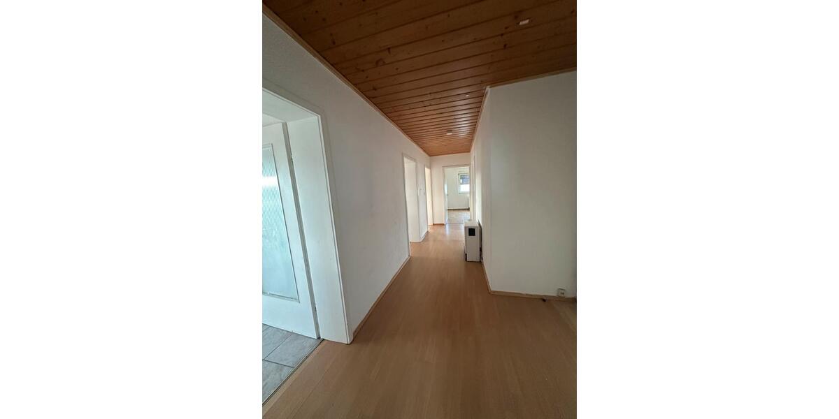 Etagenwohnung Lonsee - 4 Zimmer, 85 m&sup2;, 850&euro; | Angebot:25446983