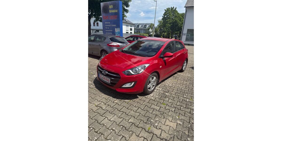 Hyundai i30 69.500 km 8.990 &euro; Leipheim 89340