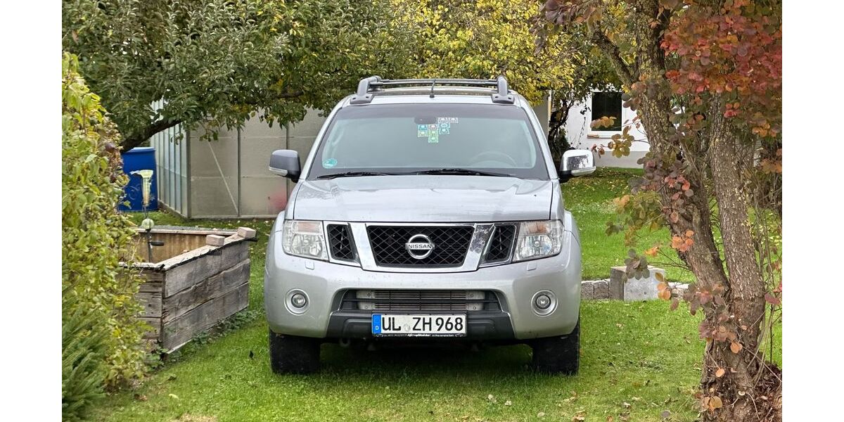 Nissan Navara 233.000 km 9.990 &euro; Nerenstetten 89129