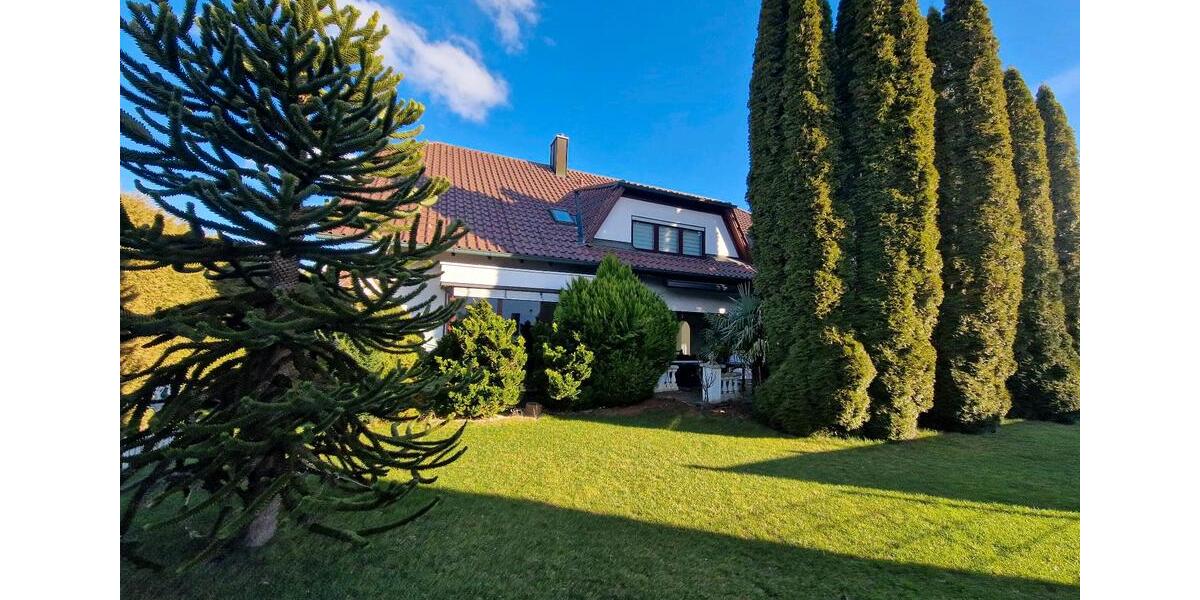 Einfamilienhaus Illertissen - 10 Zimmer, 1.390.000&euro; | Angebot:22655444