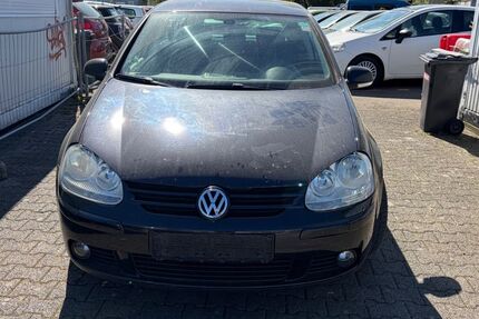 VW Golf 214.000 km 950 &euro; Neu-Ulm 89231