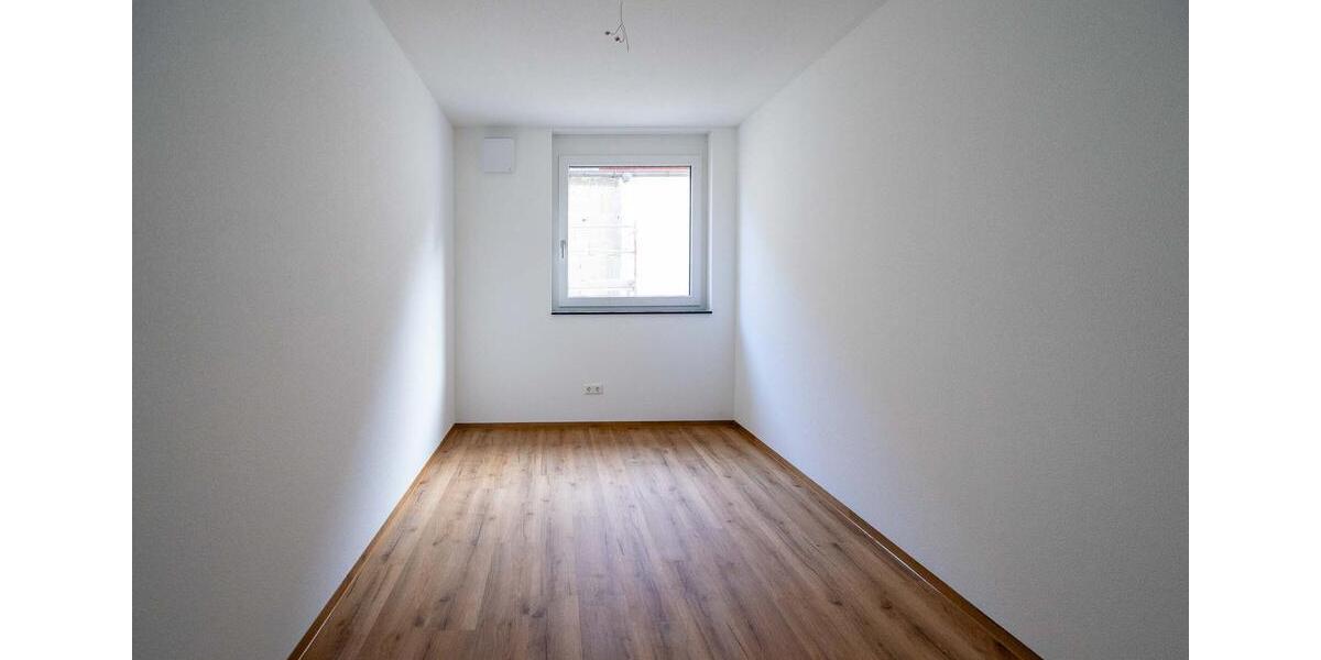 Etagenwohnung Laichingen - 3.5 Zimmer, 88 m&sup2;, 1.100&euro; | Angebot:26006815