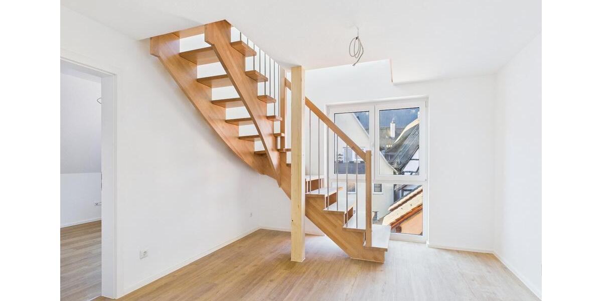 Etagenwohnung Blaubeuren - 5 Zimmer, 194 m&sup2;, 1.900&euro; | Angebot:25291577