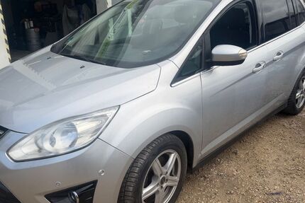 Ford Grand C-Max 172.000 km 4.999 &euro; Ulm-Donautal 89079