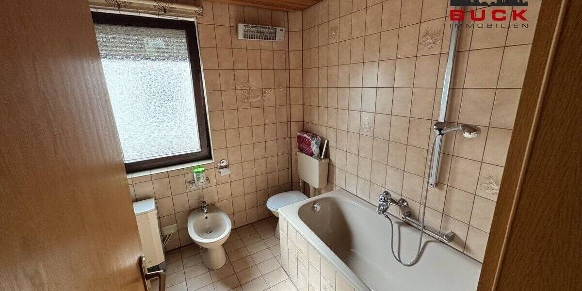 Doppelhaushälfte Geislingen an der Steige Geislingen - 6 Zimmer, 161 m&sup2;, 229.000&euro; | Angebot:25744354