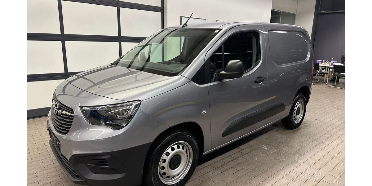 Opel Combo 40.000 km 15.999 &euro; Weissenhorn 89264