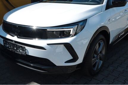 Opel Grandland (X) 14.500 km 23.490 &euro; Ulm 89073