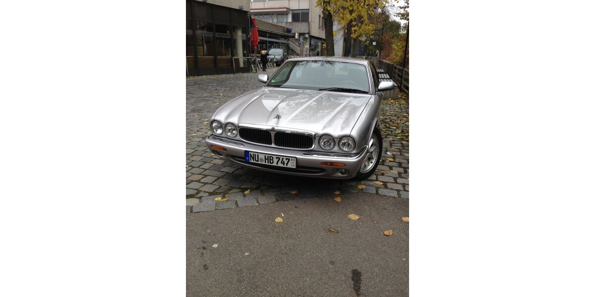Jaguar XJ8 102.682 km 9.900 &euro; Neu-Ulm 89233