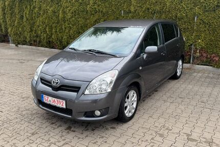 Toyota Corolla Verso 163.500 km 3.650 &euro; Kötz 89359