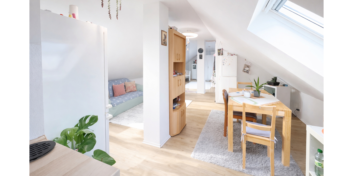 helle 1,5 Zimmer Dachgeschosswohnung für Kapitalanleger - Dachgeschoßwohnung Ulm / Gögglingen Gögglingen | Angebot:24510573