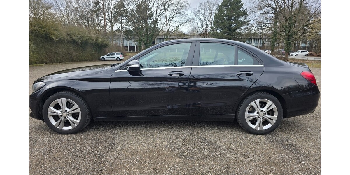 Mercedes-Benz C 200 193.000 km 10.000 &euro; Ulm 89073