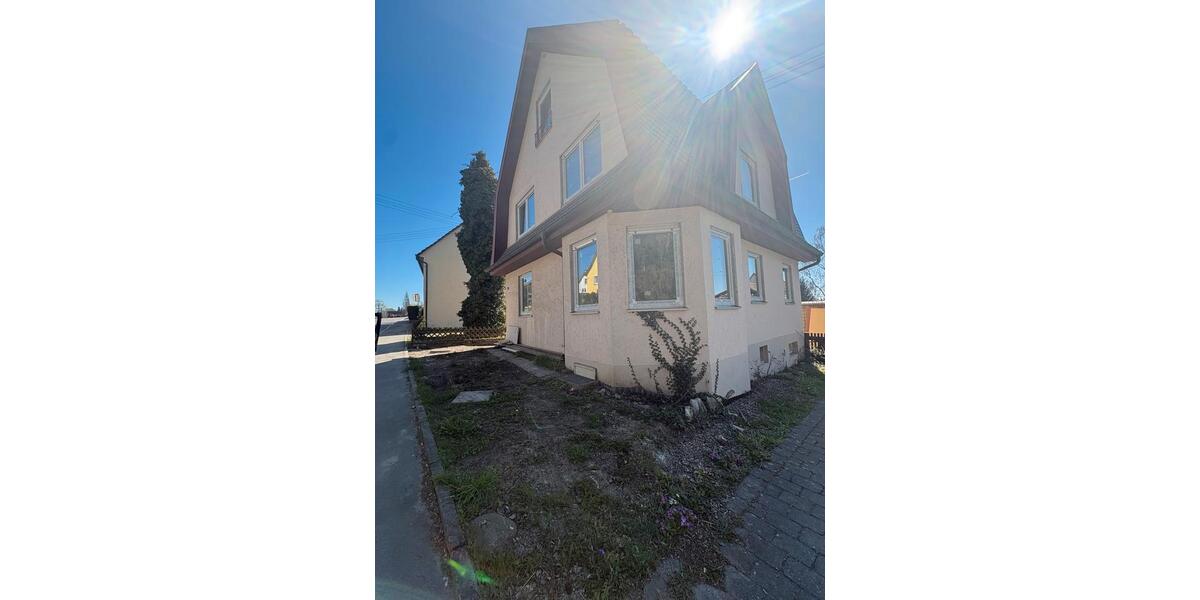 Einfamilienhaus Burgrieden - 4.5 Zimmer, 109 m&sup2;, 1.500&euro; | Angebot:26448099