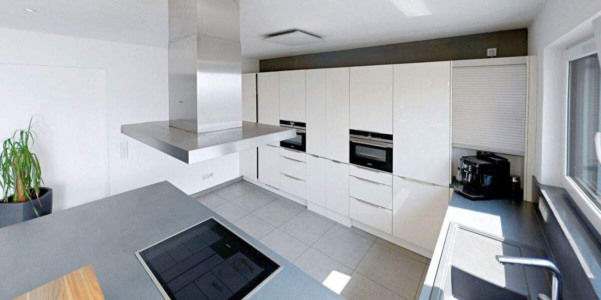 Einfamilienhaus Laupheim - 8 Zimmer, 255 m&sup2;, 1.199.000&euro; | Angebot:25693602