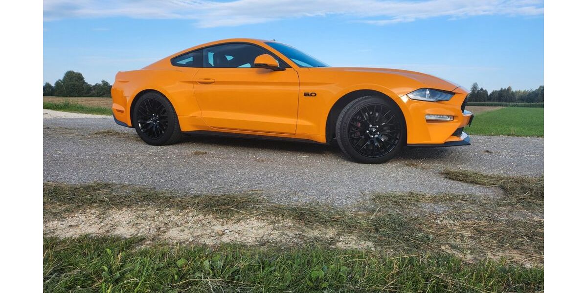 Ford Mustang 65.000 km 37.400 &euro; Illertissen 89257