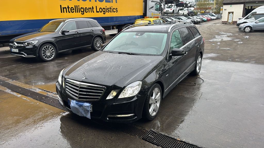 Mercedes-Benz E 300 153.999 km 9.999 &euro; ulm 89081