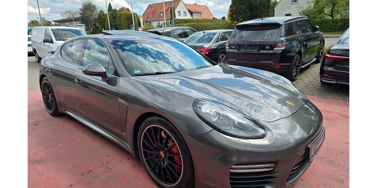 Porsche Panamera 160.000 km 33.999 &euro; Weißenhorn 89264