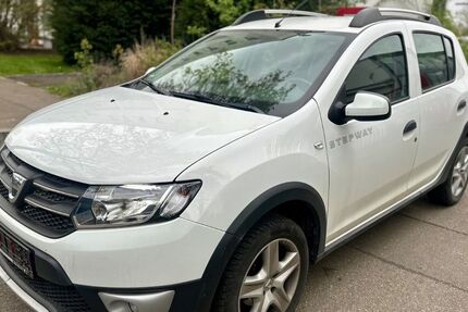 Dacia Sandero 64.265 km 6.999 &euro; Ulm 89079