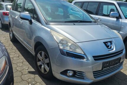 Peugeot 5008 167.000 km 1.999 &euro; Weissenhorn 89264