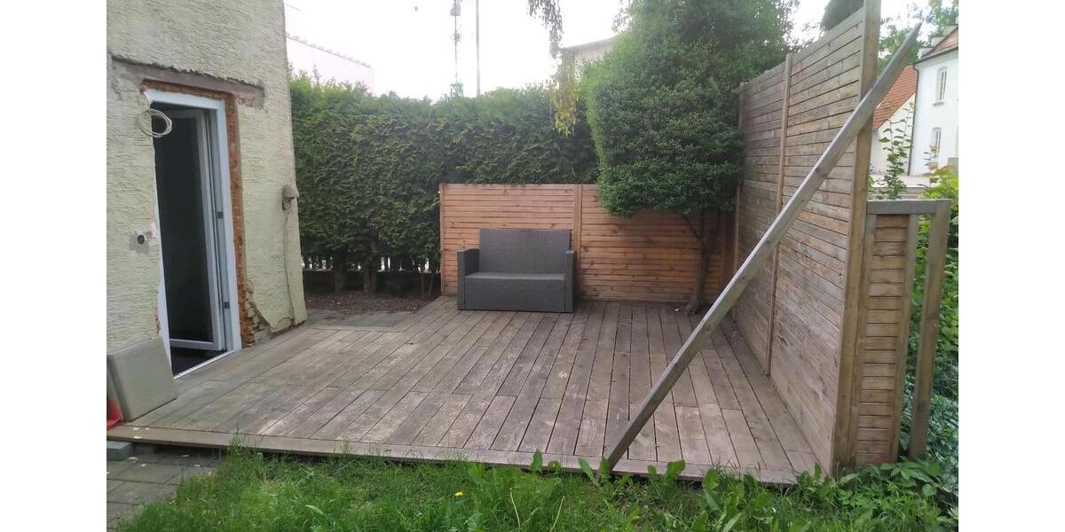 Etagenwohnung Illertissen - 4.5 Zimmer, 105 m&sup2;, 1.400&euro; | Angebot:26635837