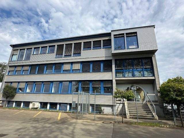 Gewerbeobjekt Weißenhorn - 8 Zimmer, 213 m&sup2;, 1.900&euro; | Angebot:25664443