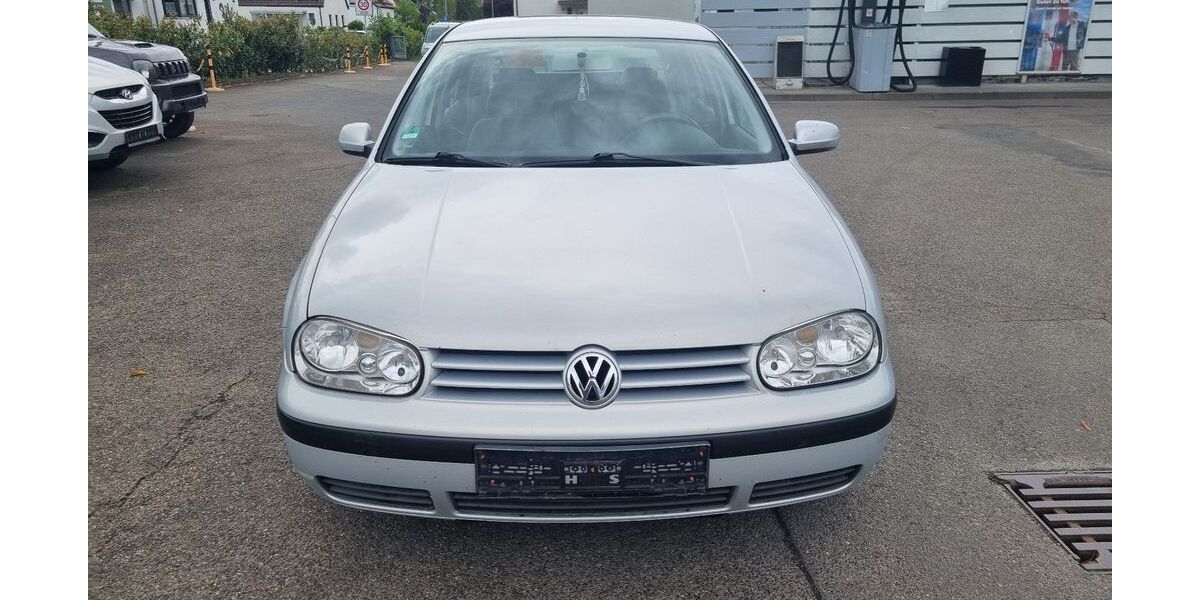 VW Golf 266.569 km 950 &euro; Neu-Ulm 89231