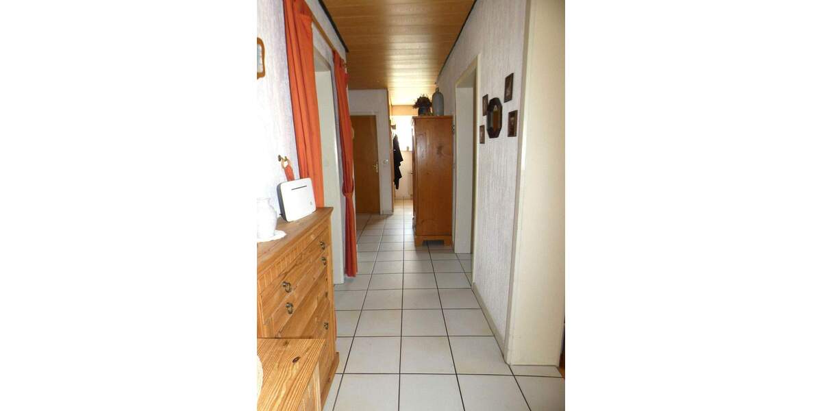 Mehrfamilienhaus, Wohnhaus Asselfingen - 8 Zimmer, 187 m&sup2;, 450.000&euro; | Angebot:25747329