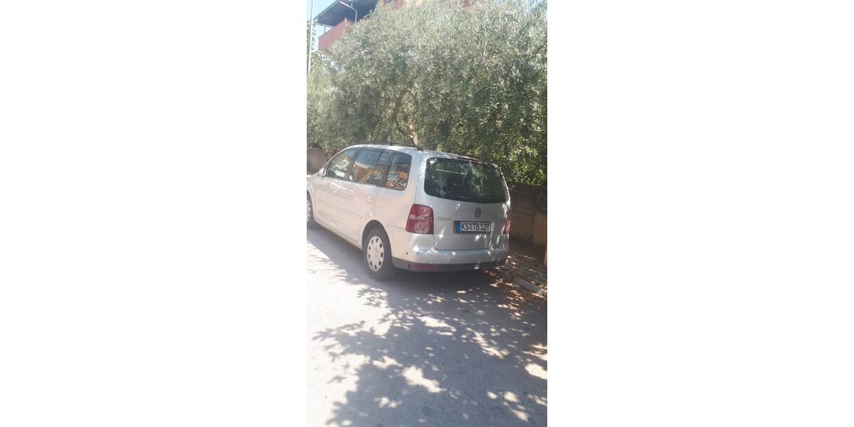 VW Touran 285.000 km 3.900 &euro; Günzburg 89312