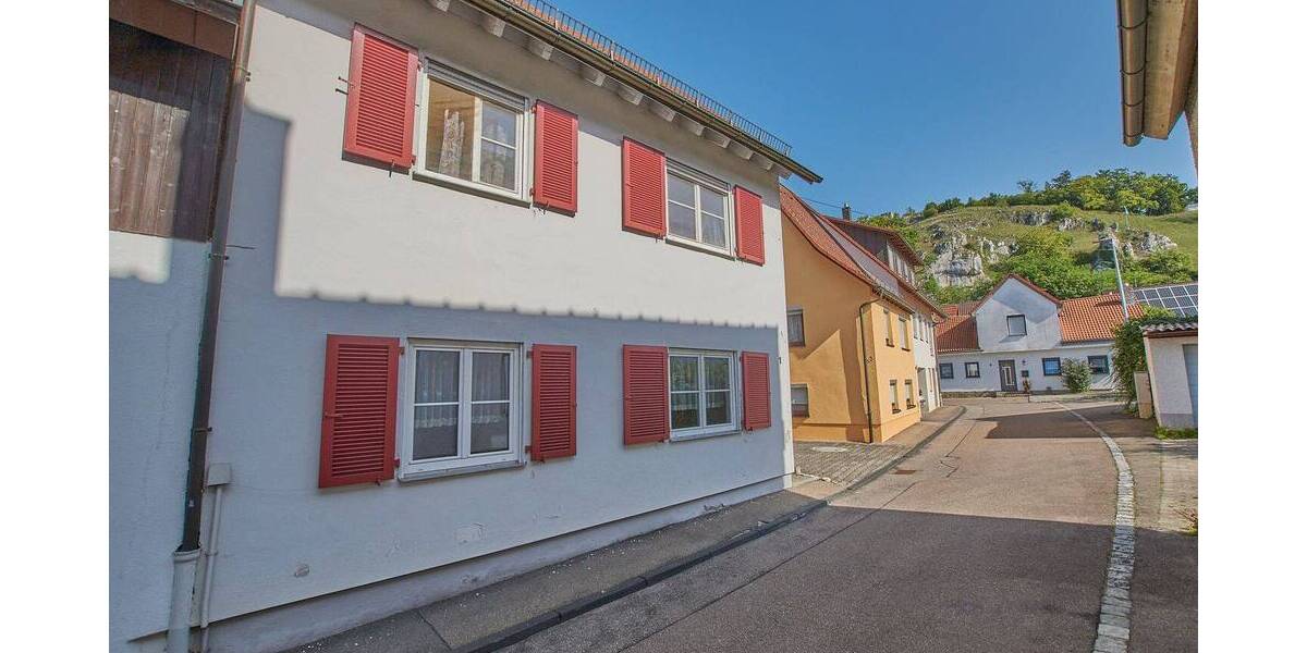 Mehrfamilienhaus, Wohnhaus Schelklingen - 4 Zimmer, 107 m&sup2;, 189.000&euro; | Angebot:25696221