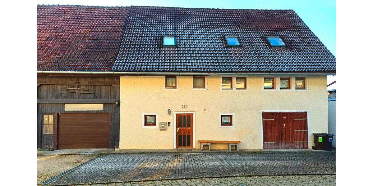 Einfamilienhaus Ehingen (Donau) - 9 Zimmer, 165 m&sup2;, 310.000&euro; | Angebot:25748573