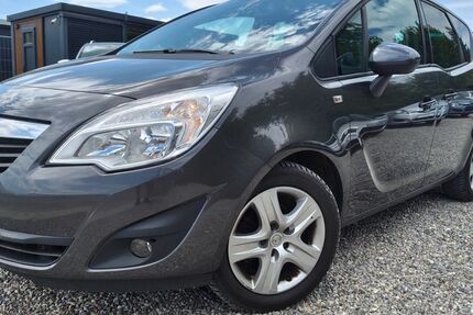 Opel Meriva 198.000 km 1.999 &euro; Elchingen 89275