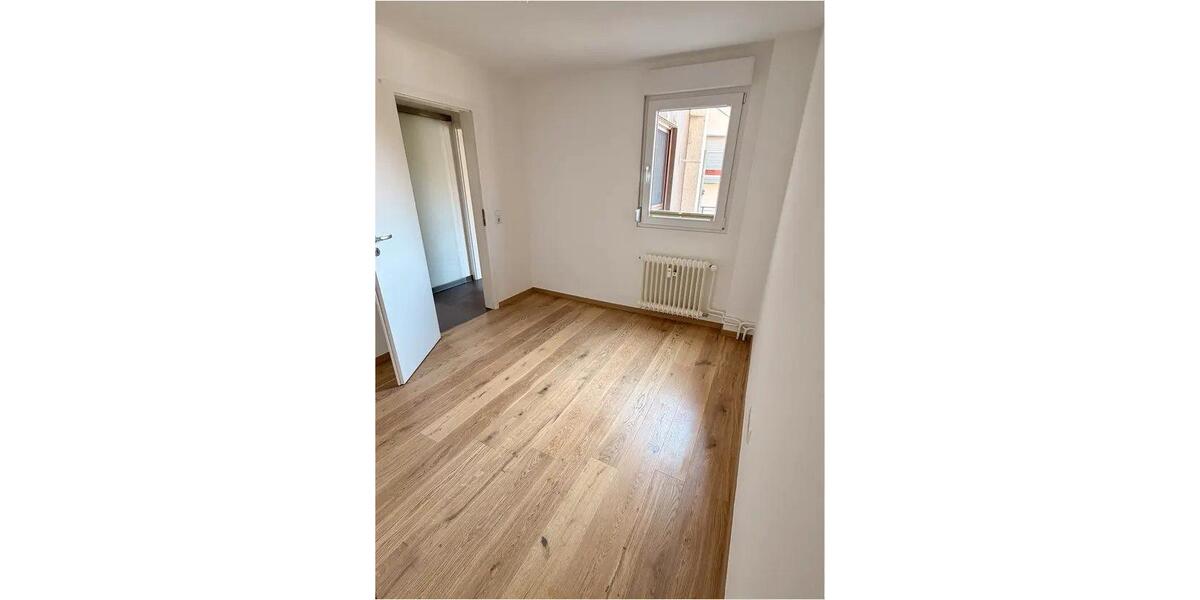 Hochparterre Bad Überkingen - 4.5 Zimmer, 120 m&sup2;, 1.260&euro; | Angebot:26045351