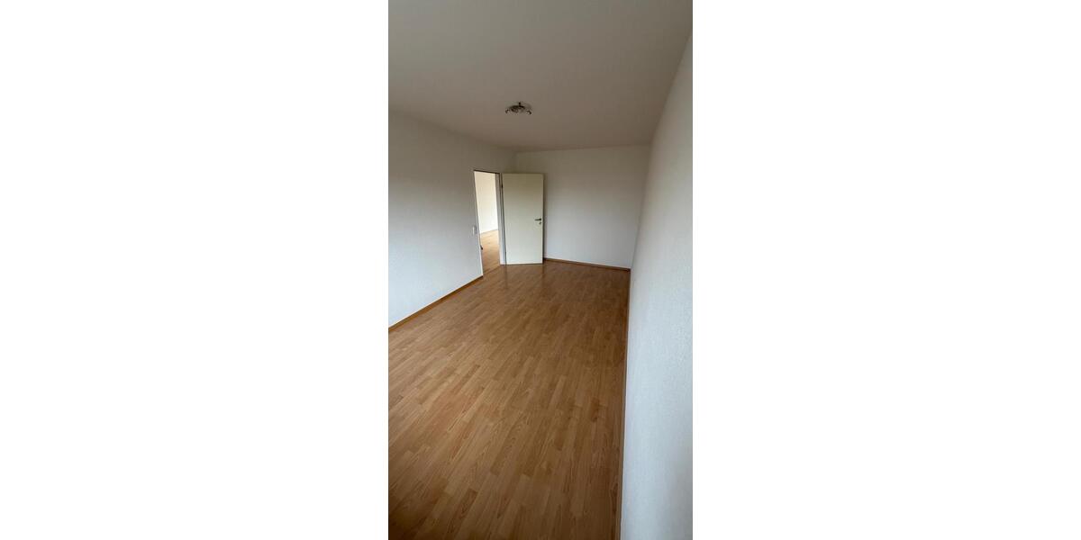 Etagenwohnung Neu-Ulm Ludwigsfeld - 3 Zimmer, 80 m&sup2;, 1.330&euro; | Angebot:25648872
