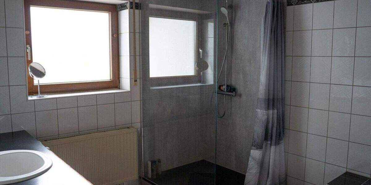 Einfamilienhaus Laichingen Suppingen - 7 Zimmer, 180 m&sup2;, 629.000&euro; | Angebot:25720674