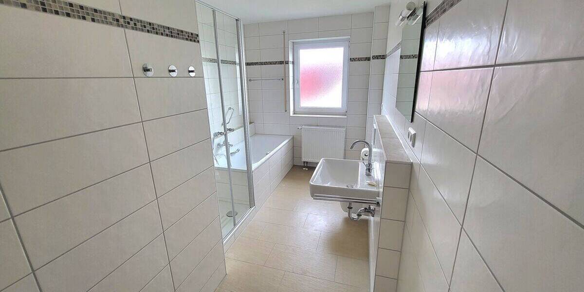 Etagenwohnung Neu-Ulm Burlafingen - 3 Zimmer, 73 m&sup2;, 340.000&euro; | Angebot:26036795