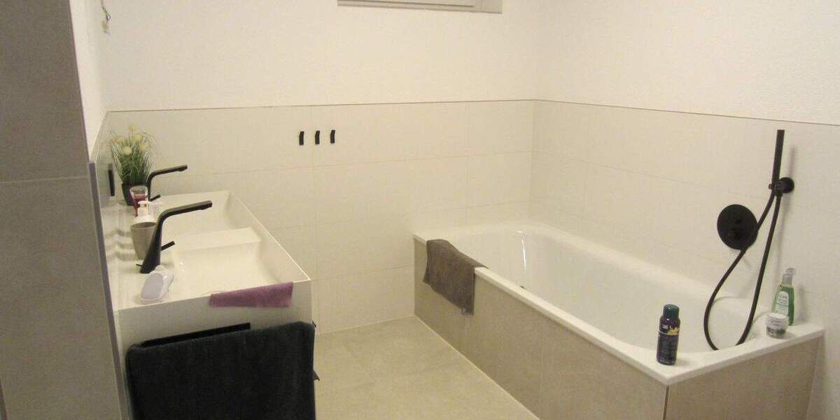 Einfamilienhaus Ehingen (Donau) Dettingen - 9 Zimmer, 230 m&sup2;, 695.000&euro; | Angebot:25680783