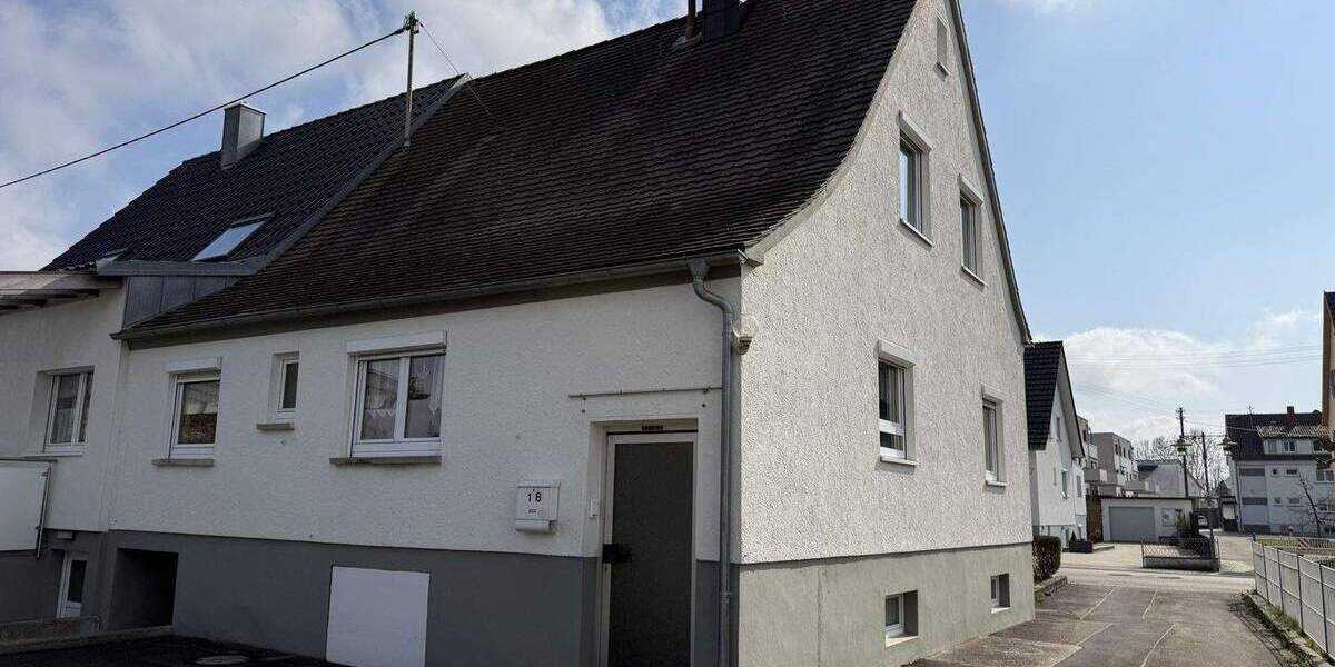 Doppelhaushälfte Burgrieden - 6 Zimmer, 117 m&sup2;, 398.000&euro; | Angebot:25770792