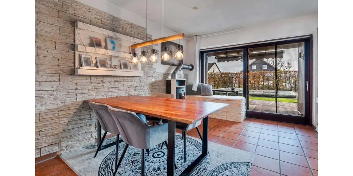 Einfamilienhaus Balzheim - 9 Zimmer, 240 m&sup2;, 585.000&euro; | Angebot:26287712