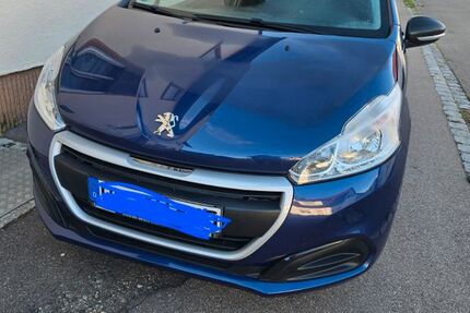 Peugeot 208 73.000 km 5.700 &euro; Setzingen 89129