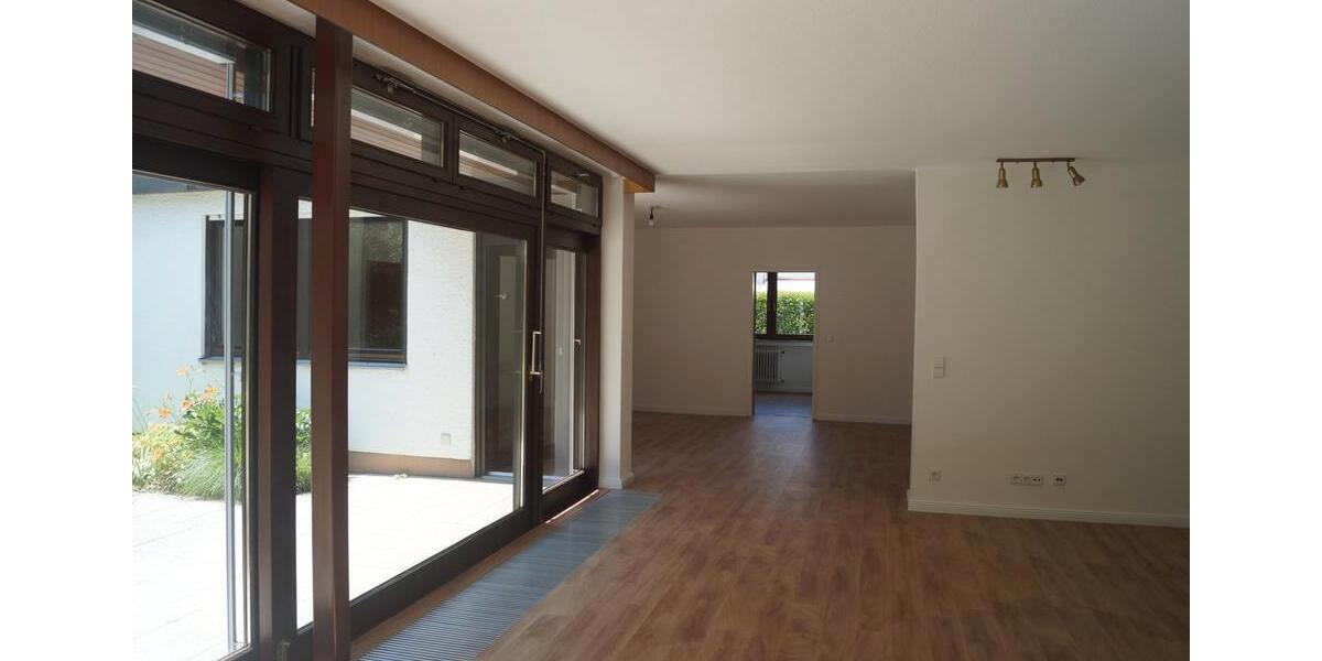 Bungalow Senden - 7 Zimmer, 210 m&sup2;, 2.150&euro; | Angebot:25337801